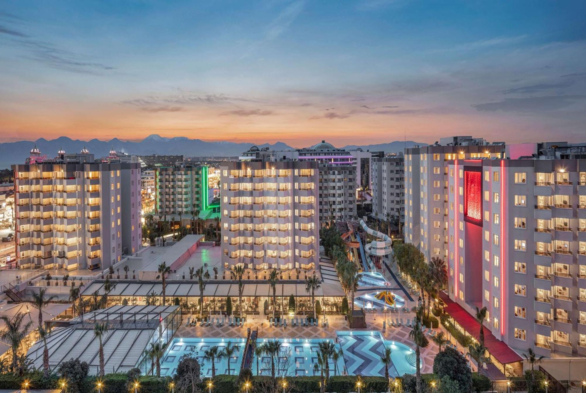Ramada Resort By Wyndham Lara Αττάλεια Εξωτερικό φωτογραφία